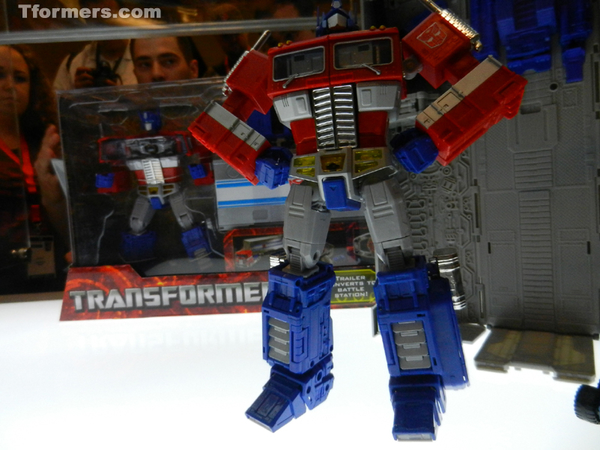 Transformers Masterpiece Optimus Prime  (102 of 134)